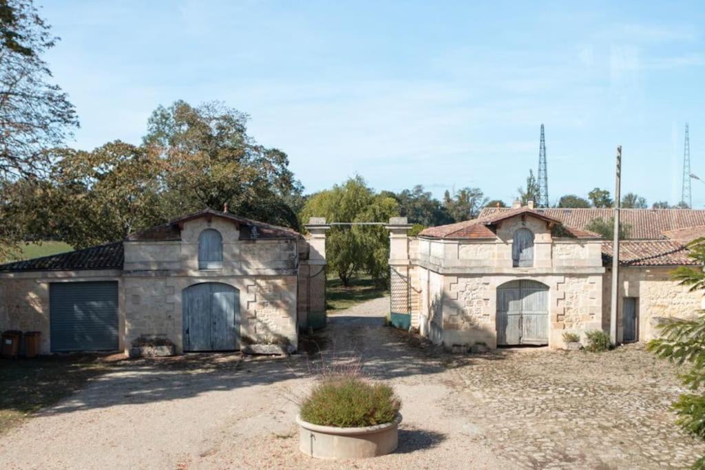 Chateau Couffins Asques Εξωτερικό φωτογραφία